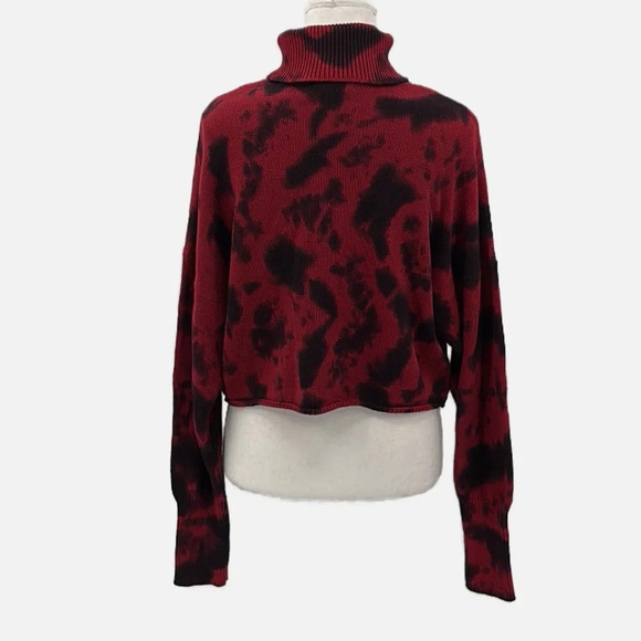 I.AM.GIA Ayden Cropped Tie Dye Turtleneck Sweater in Red & Black - Size Medium - Picture 6 of 9